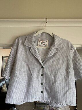 Mira Flores Green Pinstripe Cropped Work Shirt - L